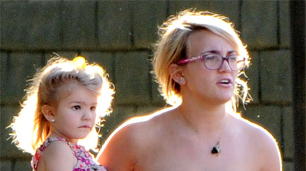 Jamie Lynn Spears defends teen pregnancy
