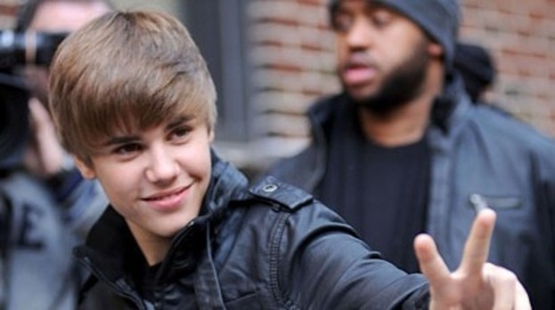 Just like Calvin Harris: Bieber likes all the girls