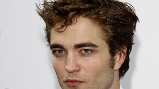 Robert Pattinson's alien admirers